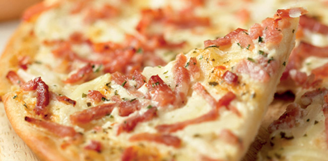 Pizza in teglia al prosciutto