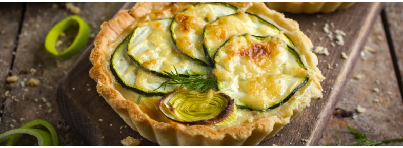 Savoury pie with zucchini and Parmesan