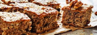 Integral cake with organic puffed Cappelli wheat with honey