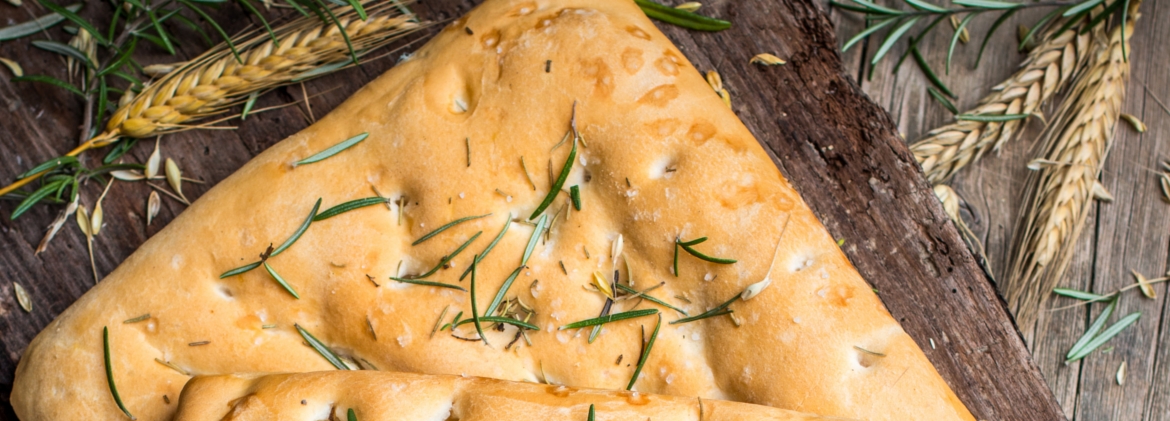 White flat bread with stoneground wheat flour Capelli 