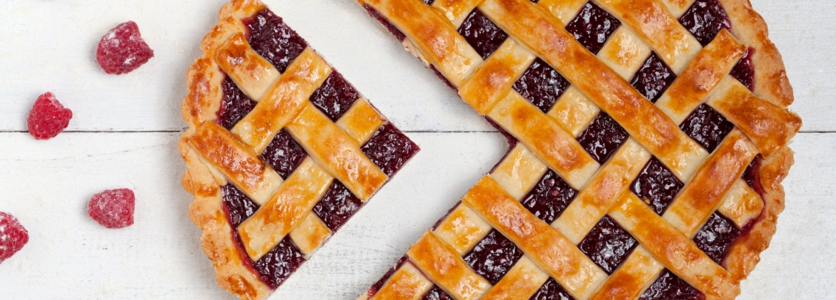 Crostata con farina di farro e confettura di lamponi