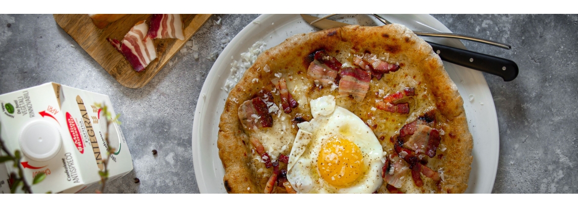 Focaccia pugliese con grano cappelli e pomodorini ciliegini