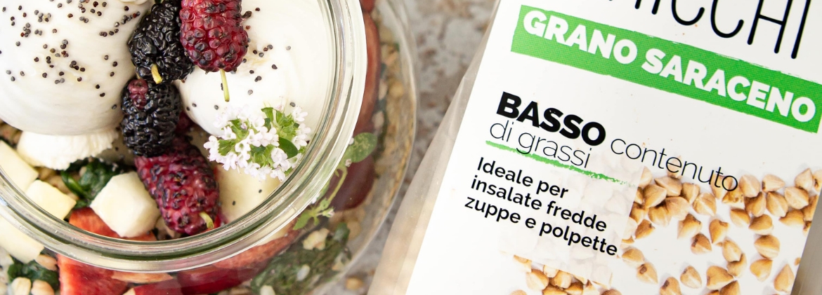 Insalata di quinoa esotica