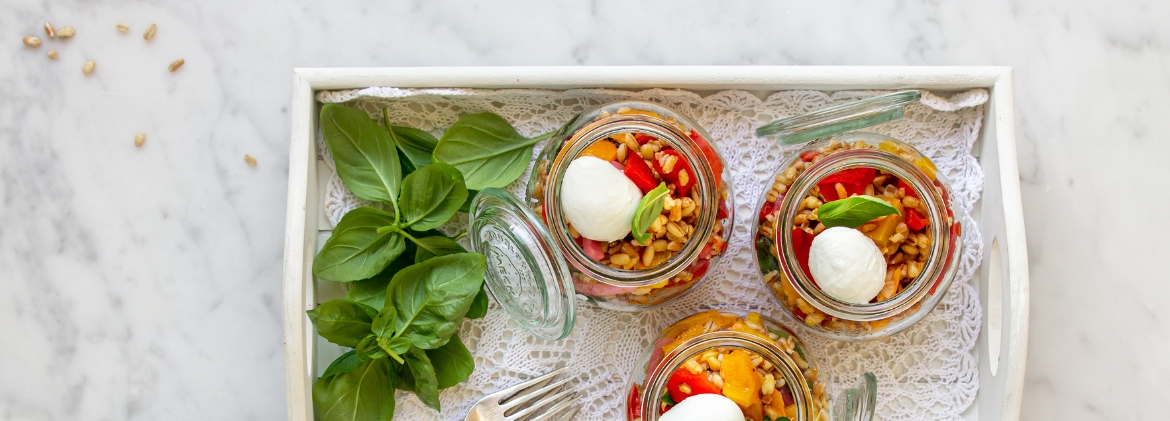 Insalata di farro mediterranea