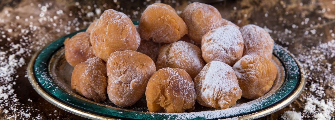 gluten free fritters with apple and raisin