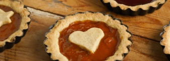 Crostatina con marmellata, cannella e spezie